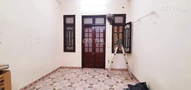 Bán nhà đường Khương Đình, Thanh Xuân, DT 60m2, 4T, MT 4m, giá 4,9 tỷ