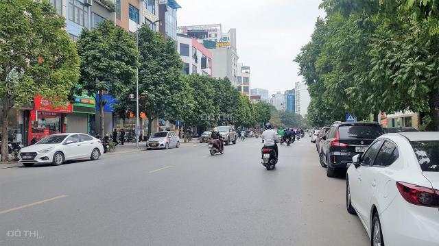 Bán nhà mặt phố Nguyễn Chánh, Cầu Giấy. Lô góc, vỉa hè, ô tô, KD, thang máy 85m2 9T nhỉnh 30 tỷ