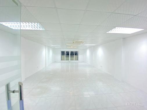 Cho thuê văn phòng Nguyễn Xiển - Khuất Duy Tiến, DT 110 m2/tầng