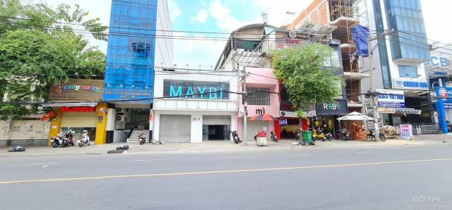 Cho thuê nhà 96-98 Nguyễn Gia Trí, Bình Thạnh. DT: 8x20m
