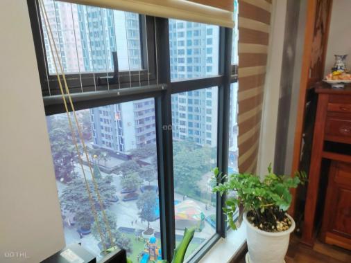 Cần bán gấp CH 2 ngủ, 78m2, view quảng trường tại khu Sapphie chung cư Goldmark City