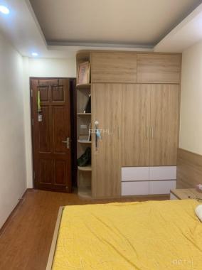 Bán nhà Chính Kinh, Thanh Xuân, 30m2, 5 tầng, ở ngay, thoáng sáng, 3.4 tỷ