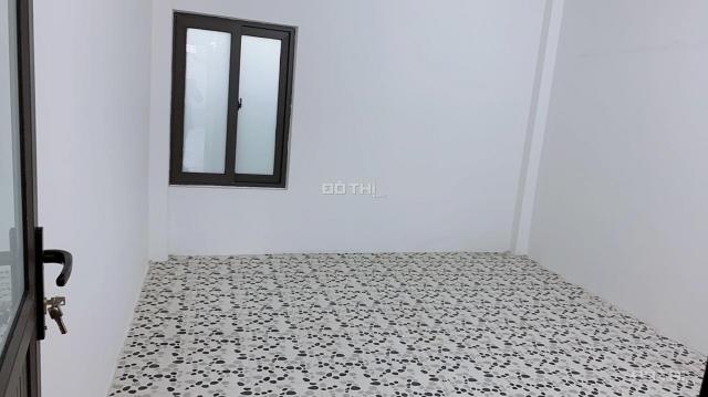 Bán nhà ngã tư Bà Triệu, Hà Đông (34m2x3T) ô tô đỗ cách nhà 10m giá 3.6 tỷ. Lh 0972759134