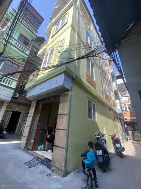 Bán nhà dân tự xây ở Văn Quán Hà Đông 35m2*4T lô góc 2 mặt thoáng, taxi tận cửa 2.95 tỷ. 0986928906