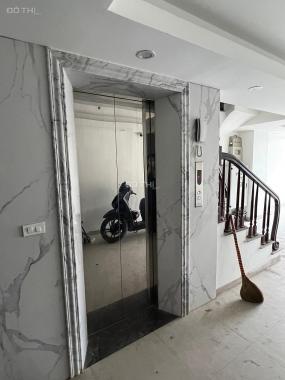 Trung tâm Long Biên, thang máy, kinh doanh, cho thuê văn phòng