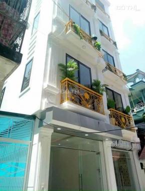 Bán nhà phố Bà Triệu, Hà Đông (35m2x5T) gần chợ Hà Đông, ô tô đậu cổng nhà. Giá nhỉnh 3 tỷ