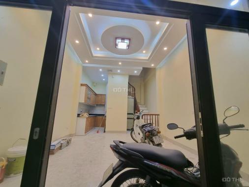 Bán nhà mặt ngõ Yên Hoa, giá 5,95 tỷ, 48m2x5T, ngõ gần