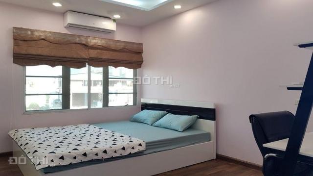 Cho thuê căn hộ dịch vụ tại Văn Cao, Ba Đình, 85m2, 2PN, đầy đủ nội thất hiện đại