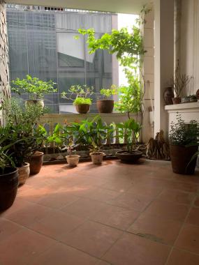 Gia đình cần bán nhà ngõ Chùa Liên Phái, HBT, giá 3.15 tỷ, 40m2x4 tầng, SĐCC