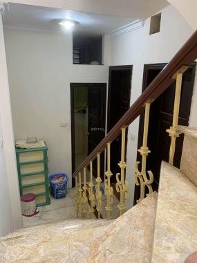 Gia đình cần bán nhà ngõ Chùa Liên Phái, HBT, giá 3.15 tỷ, 40m2x4 tầng, SĐCC