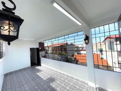 Vip, nhà MP Ô Chợ Dừa, giá 18 tỷ, DT 24m2x3T, MT 5m, KD lớn, 2 thoáng