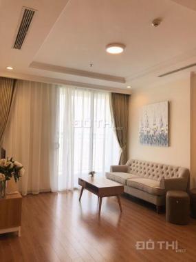 Cho thuê căn hộ 2 phòng ngủ Vinhomes Nguyễn Chí Thanh, ban công ĐN, tầng đẹp, full đồ