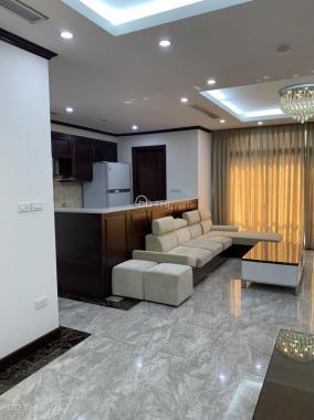 Cho thuê căn hộ 3 phòng ngủ đầy đủ nội thất chung cư Platinum Residence số 6 Nguyễn Công Hoan