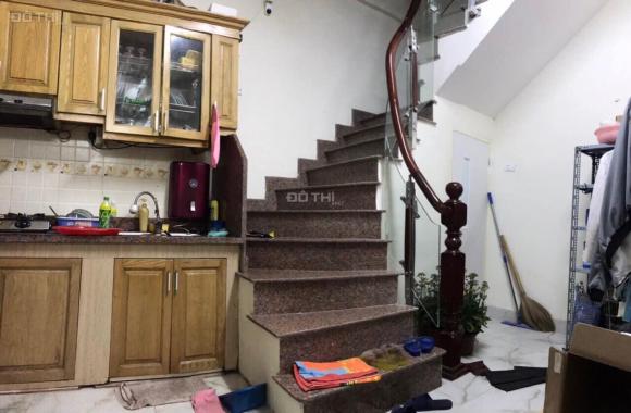 Bán nhanh nhà ngõ 19 Đông Tác, giá 5,6 tỷ, DT 45m2x5T, hoàn thiện đẹp