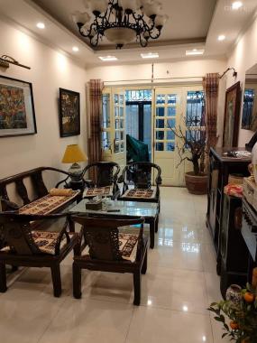 Bán gấp nhà ngõ 6 Đội Nhân, giá 6.8 tỷ 40m2x4T, ô tô vào, ngõ thông