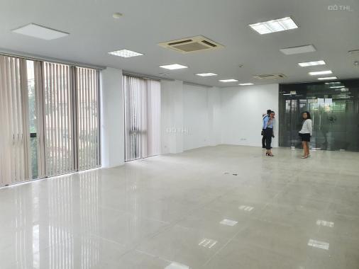 Cho thuê mặt bằng kinh doanh - Văn phòng đẹp, giá tốt tại Chùa Láng, Hà Nội. DT 35-80-125m2