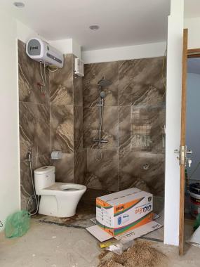 Bán nhanh nhà ngõ 28 Tứ Liên, giá 4.75 tỷ, 33m2x5T, ô tô đỗ gần, ngõ thông, ảnh thật