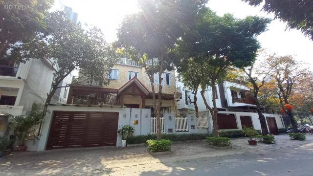 Bán nhà biệt thự Nguyễn Cơ Thạch 150m2 - 4T - Mặt tiền 14m, gara, sân vườn: Giá 35 tỷ