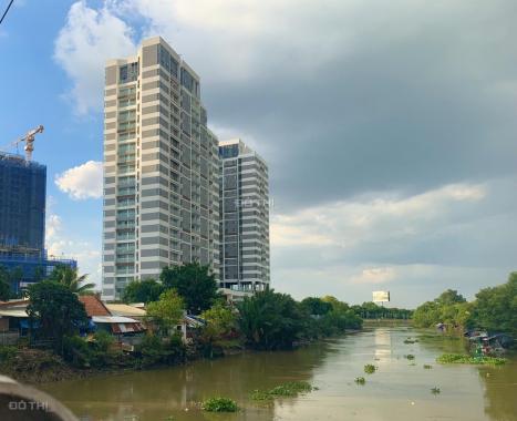 Rất hiếm, 1 + 1 PN 55m2 chung cư cao cấp D'Lusso tầng trung, view nhà phố, ven sông