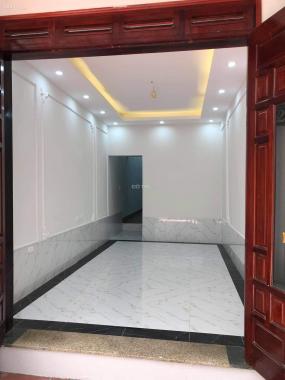 Cần bán nhà đầu ngõ 256 Bạch Đằng, giá 2.95 tỷ, 23m2x5T, lô góc 2 thoáng