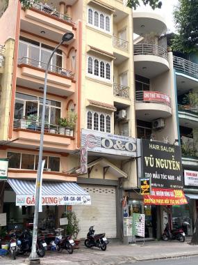 Bán nhà mặt tiền đường Khánh Hội, Quận 4: 4m x 18m, 4 lầu, ST, có hẻm hậu 3.5m, cách Hoàng Diệu 30m