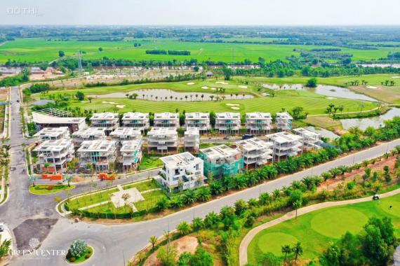 Bán nhà phố trong sân golf - Làng sinh thái Green Center tại Đức Hòa, Long An