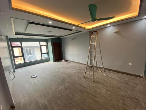Cho thuê nhà riêng tại Phố Vọng, 70m2 x 6 tầng, mới xây xong, giá 40 tr/th