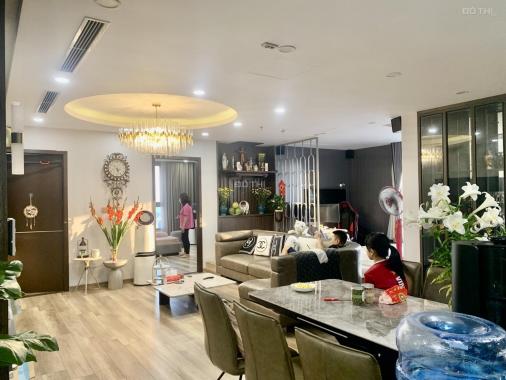 Chính chủ cần cho thuê căn hộ 3 phòng ngủ tòa P8 - 120m2 giá 20tr/th, nội thất cao cấp