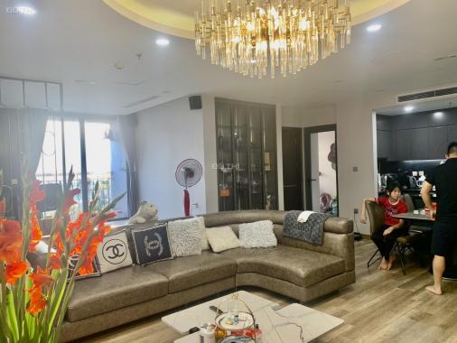 Chính chủ cần cho thuê căn hộ 3 phòng ngủ tòa P8 - 120m2 giá 20tr/th, nội thất cao cấp