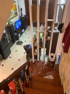 Bán nhanh nhà đẹp mặt ngõ Nguyễn Công Trứ, giá 4.85 tỷ, 35m2x5T, nở hậu ảnh thật