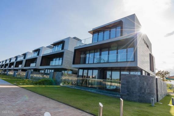 Cần tiền bán gấp villas mặt sông 3 tầng full hồ bơi rẻ hơn thị trường 5 tỷ