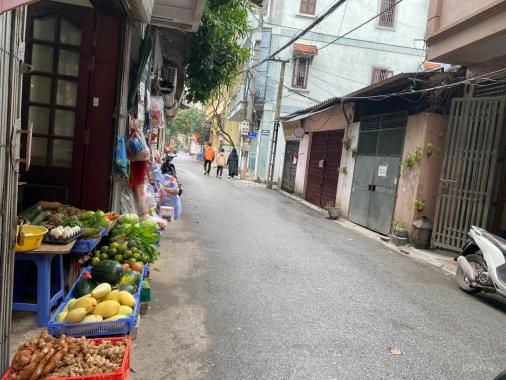 Ngay MP Từ Liêm, 83m2, 3T, mt 5m, ô tô vào nhà, dân cư đông đúc, sinh viên nhiều kinh doanh cực tốt