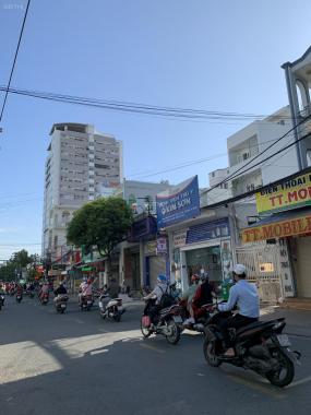Bán nhà vị trí đẹp mặt tiền đường Lê Văn Lương, Quận 7