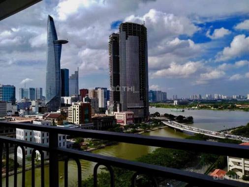Bán căn OT 30m2 Saigon Royal Quận 4 view pháo hoa giá tốt 3.11 tỷ