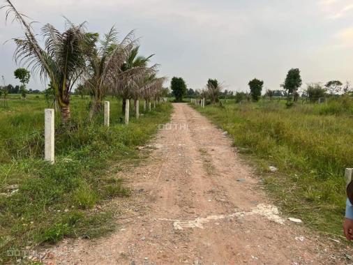 Chính chủ cần bán lô đất mặt tiền xã Tân Thạnh Đông, Huyện Củ Chi, Tp. Hcm