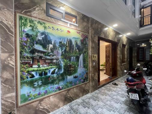 Nhà đẹp phố Nguyễn Khánh Toàn, Quan Hoa, Cầu Giấy; DT 35m2x5T giá 4.39 tỷ