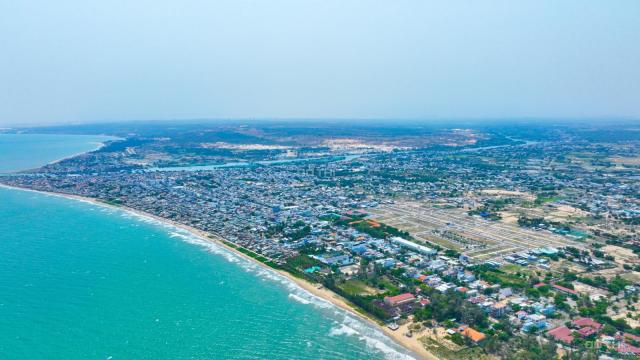 Đất nền biển full thổ 100m2 đẹp nhất Bình Thuận, sổ đỏ lâu dài. LH 0966860461