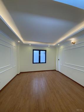 Bán nhà riêng tại phường Long Biên, Long Biên, Hà Nội diện tích 40m2 giá 3,75 tỷ