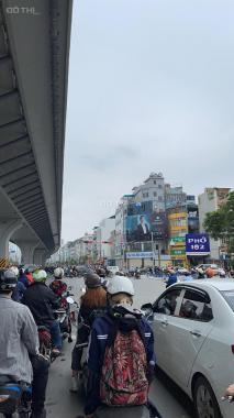 Mặt phố Nguyễn Trãi Vỉa hè đá bóng kinh doanh vô địch 10.2 tỷ