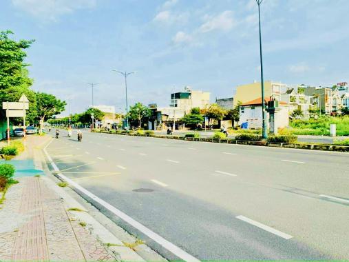 Bán đất mặt tiền đường D2 - Man Thiện, cách Lê Văn Việt chỉ 100m, diện tích 110m2 (5 x 22m). Giá rẻ