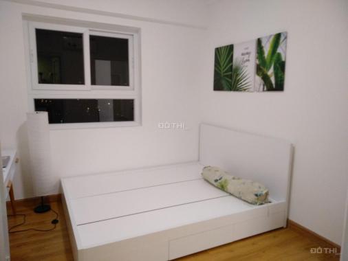 Cần bán căn hộ 52m2 view hồ bơi, có sổ hồng