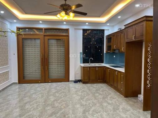 Bán gấp nhà phố Khương Đình: 40m2, 5T, MT 5m, gần phố, KD, 4.3 tỷ, 0913003463