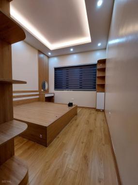 Bán nhà ngõ 29 Nghĩa Dũng, giá 3,8 tỷ DT 33m2x6T, ngõ gần