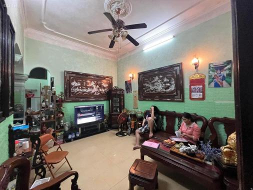 Cần tiền bán gấp giá rẻ nhà riêng 3 tầng 80m2 mặt tiền 6m - lô góc 3 mặt thoáng - đường Võ Chí Công