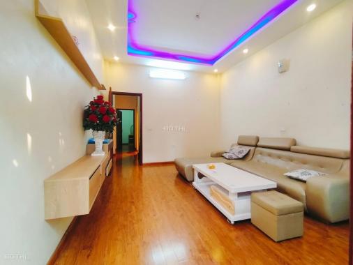 Chuyển chỗ ở cần bán gấp nhà 4,5 tầng, 50m2, MT 4m, khu đất dịch vụ 20AB Dương Nội giá 7, x tỷ