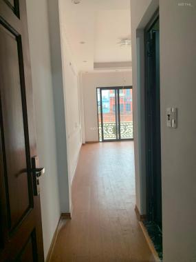 Bán gấp nhà ngõ 521 Trương Định, giá 4,3 tỷ, 33m2x5T, ô tô đỗ, mới đẹp ở luôn