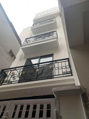 Bán nhà mặt ngõ Giải Phóng, HM giá 5.3 tỷ, 38m2x6 tầng, ngõ gần