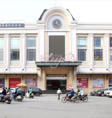 Gia đình bán nhà mặt phố chợ Hàng Da, quận Hoàn Kiếm, DT 95m2, MT 6m, giá 52 tỷ