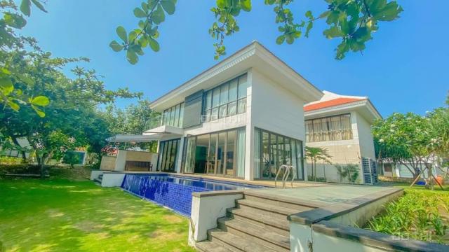 Bán biệt thự Ocean Villa Đà Nẵng giá cực tốt