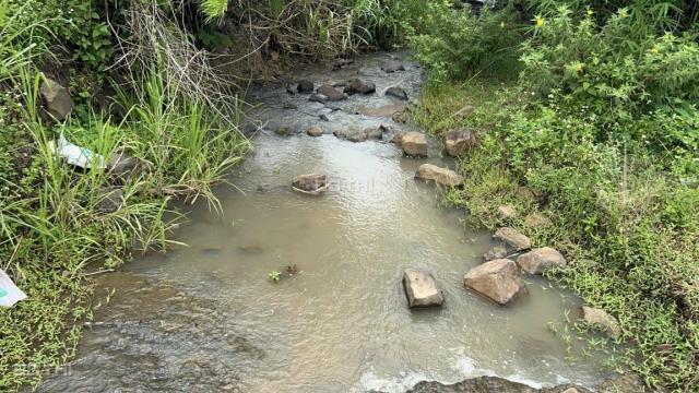 Bán mảnh đất có suối chảy quanh, gần khu dân cư, Ea Mdroh, Cư Mgar, Đắk Lắk